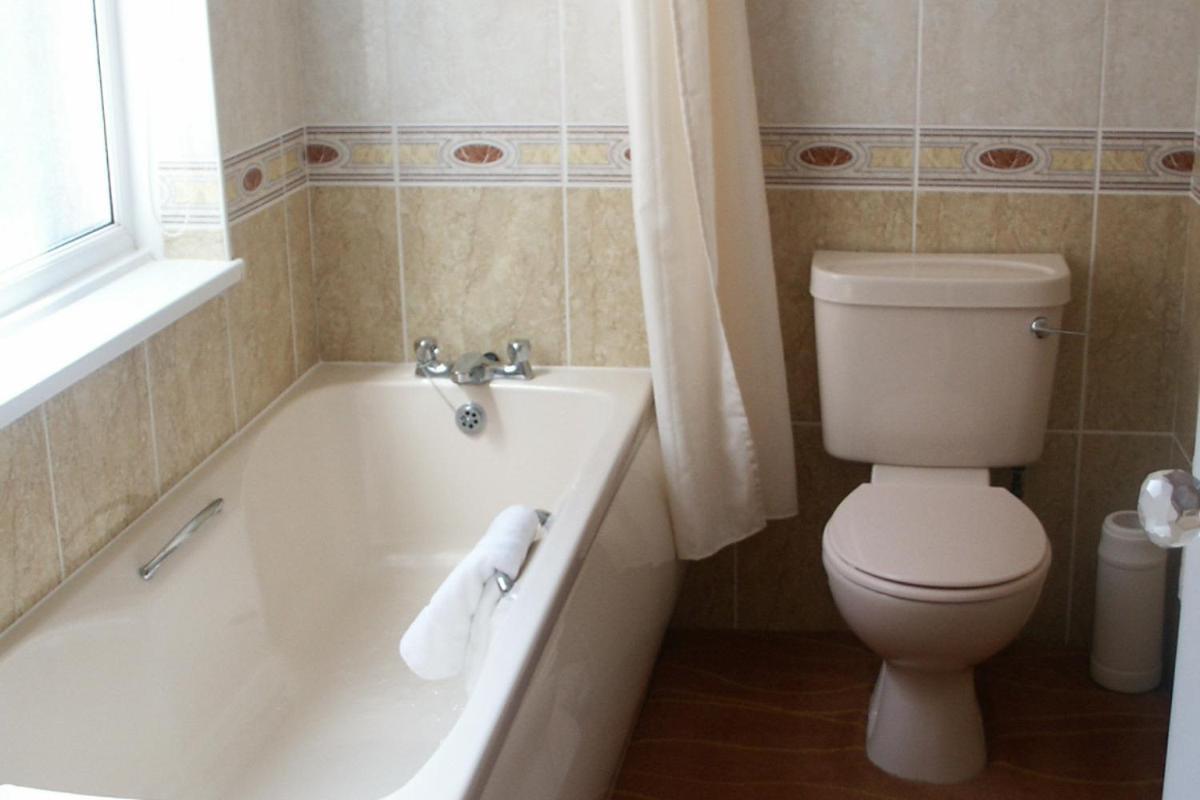 The Devoncourt 3* Exmouth