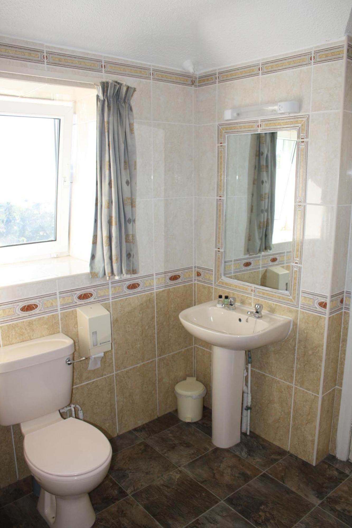 The Devoncourt 3*